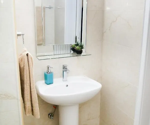 1b Seaside Orchid, Sea, Center パ フォス