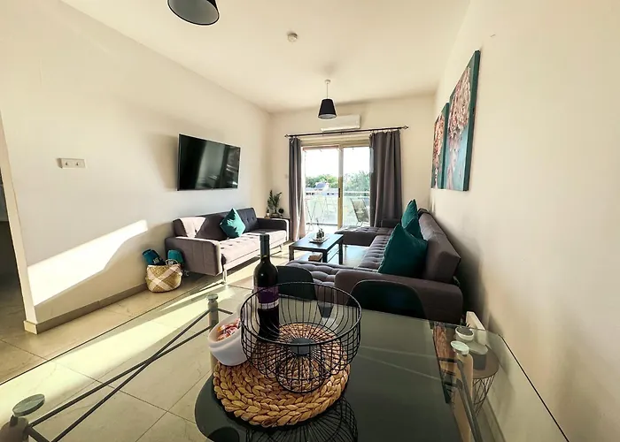 1b Seaside Orchid, Sea, Center * Paphos