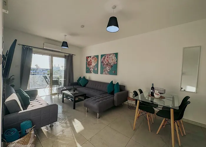 1b Seaside Orchid, Sea, Center *