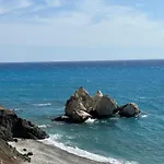1b Seaside Orchid, Sea, Center Daire *