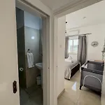 1b Seaside Orchid, Sea, Center Daire *