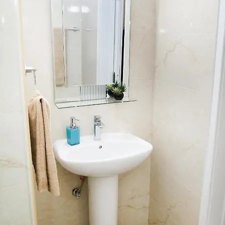 1b Seaside Orchid, Sea, Center פאפוס