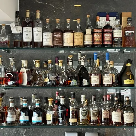 1b Seaside Orchid, Sea, Center דירה פאפוס