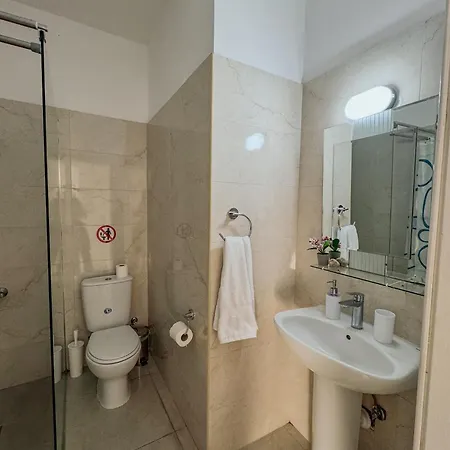 1b Seaside Orchid, Sea, Center דירה *